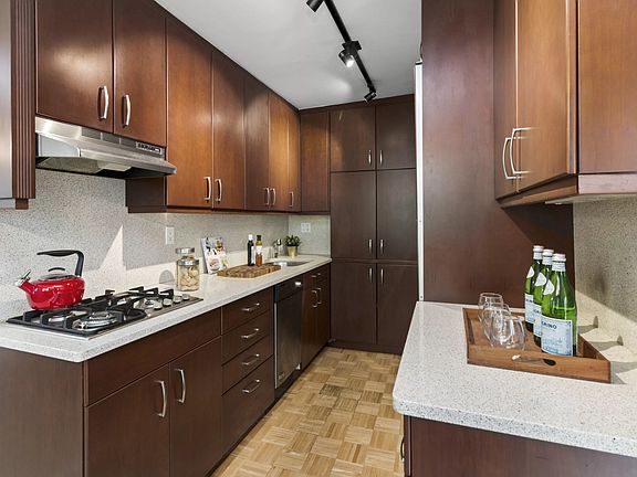 4th image of 303 W 66th St APT 4CE
