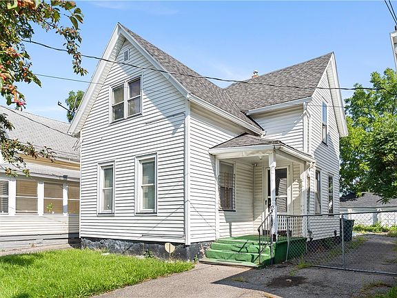 4th image of 92 Wilbur St