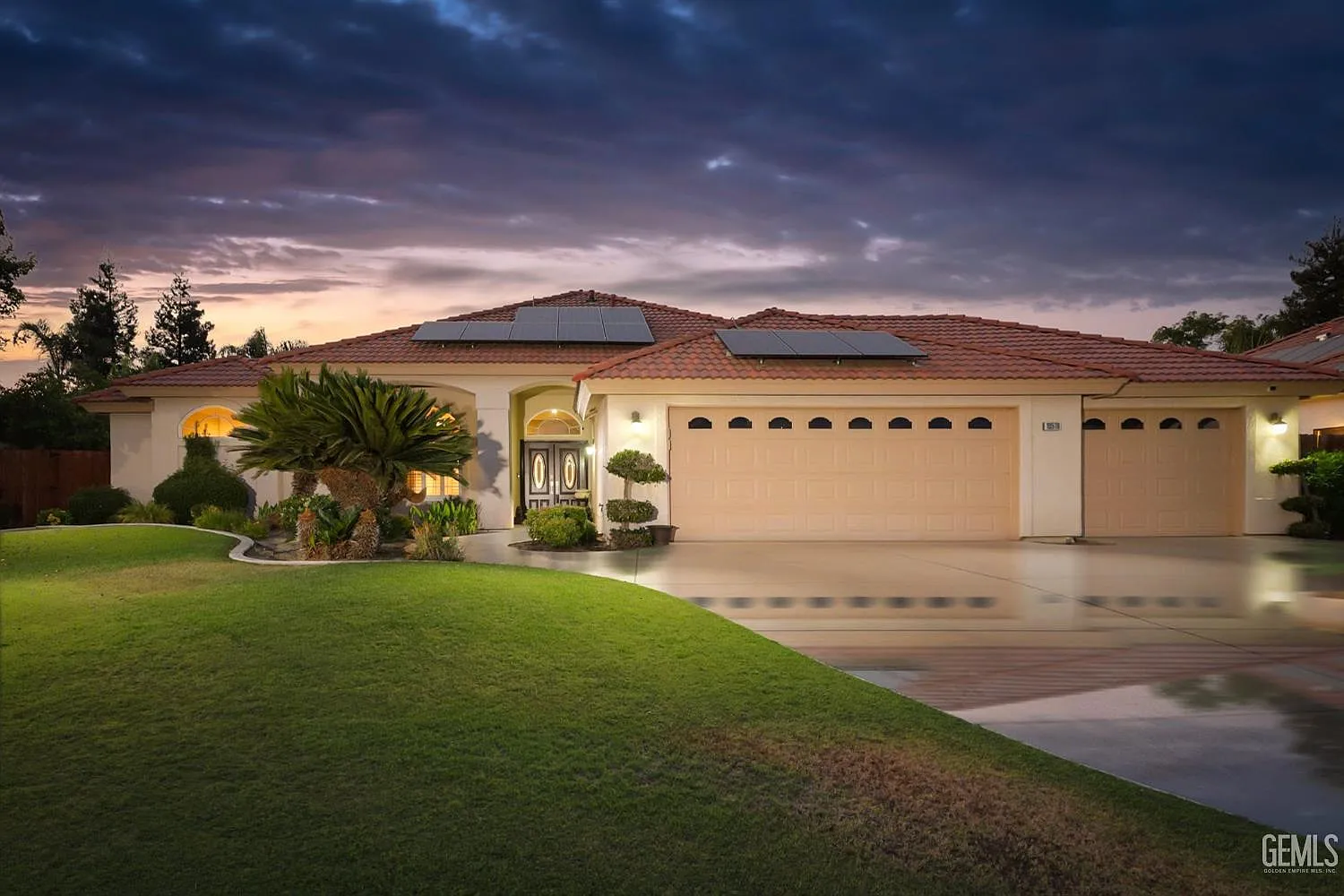 10518 Ascot Crossing St photo 1