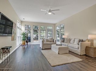7 Bellflower Dr, Lakewood, NJ
