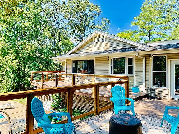 Wrap around rear deck