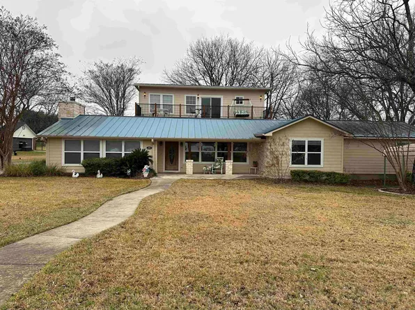 1631 Bluebonnet Lane, Kingsland, TX 78639-0000