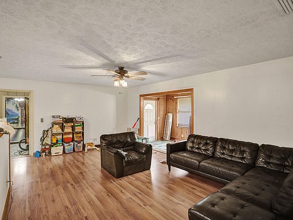 5th image of 16931 W Stallion Drive