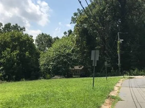 331 Todd Rd, Charlotte, NC 28208