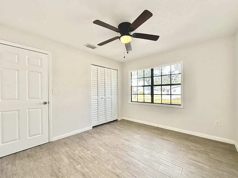 2928 W Elrod Ave — Photo 20