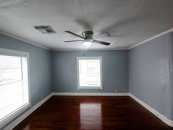 5th image of 1904 W Main St #4
