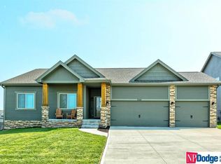 5168 N 175th Cir, Omaha, NE 68116