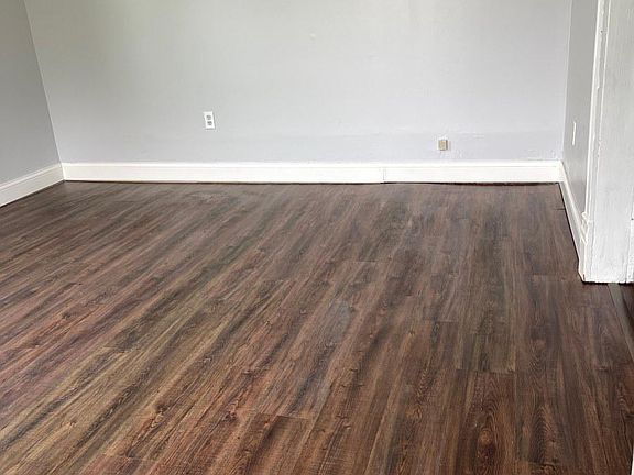 3rd image of 1777 E 31st St #1