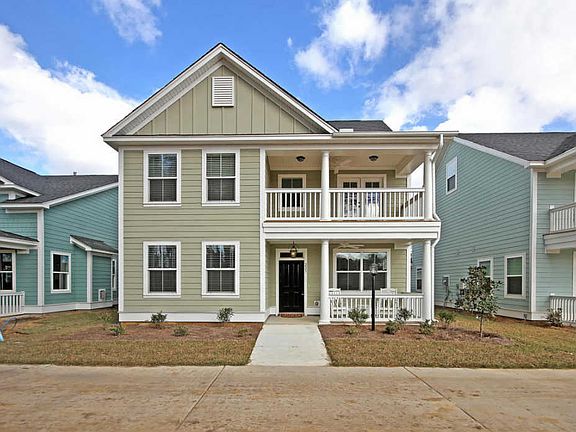 4th image of 225 Bluebonnet St
