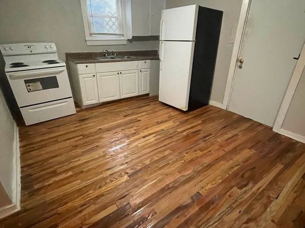 820 W Point Rd #15