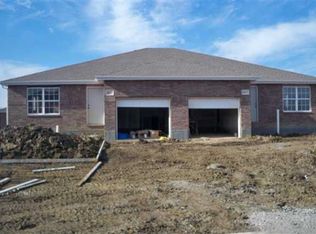 1104A Casey Ct, Warrensburg, MO 64093