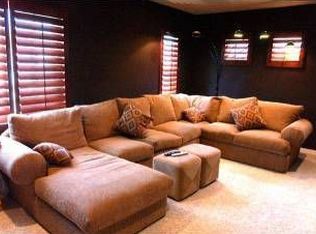 28726 Garnet Canyon Dr, Santa Clarita, CA 91390