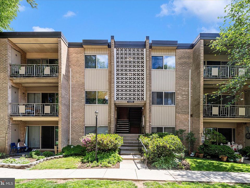 1st image of 12202 Braxfield Ct #16/228