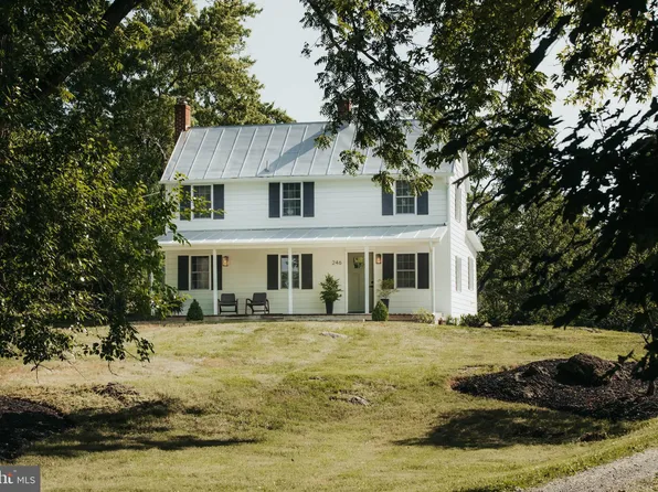 246 Pyletown Rd, Boyce, VA 22620