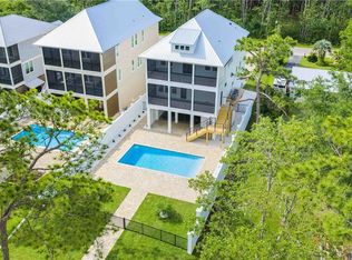 808 Canal Dr, Gulf Shores, AL 36542