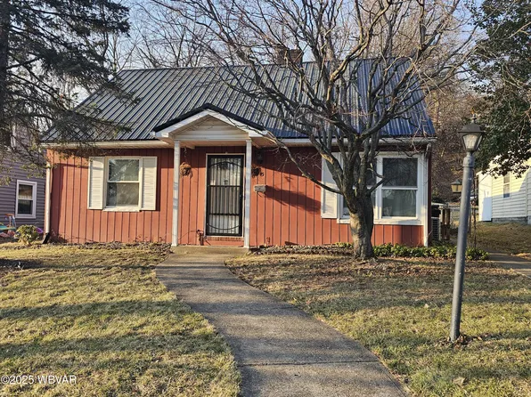 45 Charlotte St, Williamsport, PA 17701