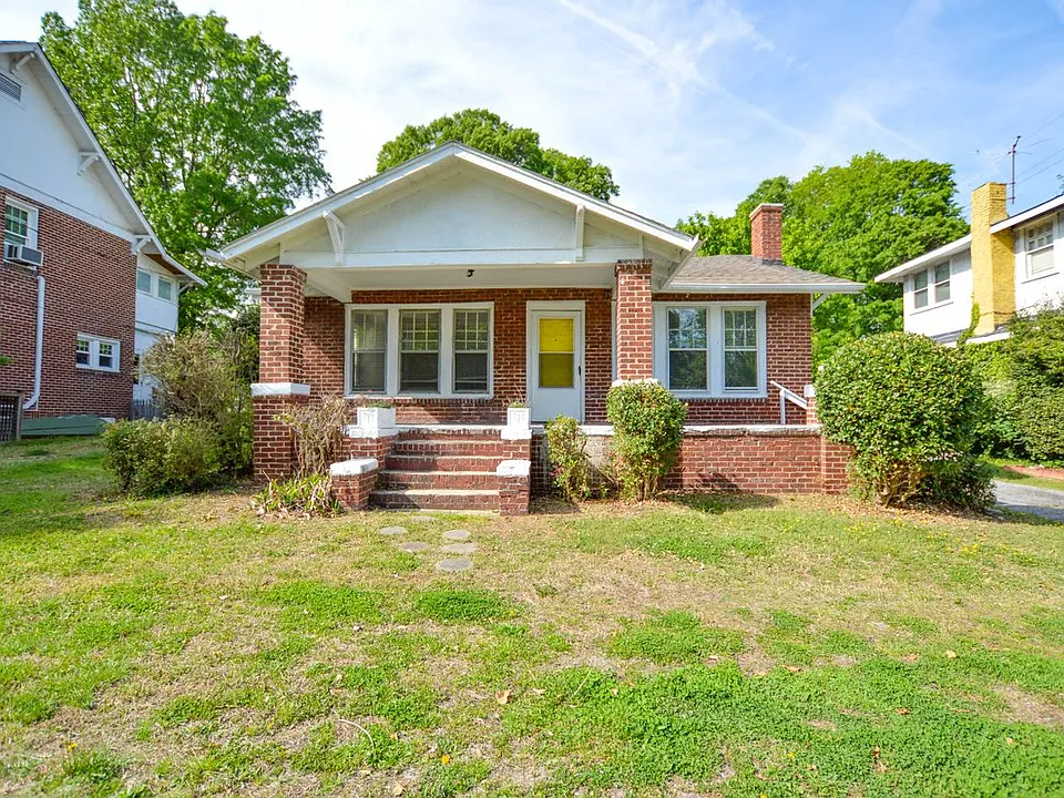 705 E Lexington Ave