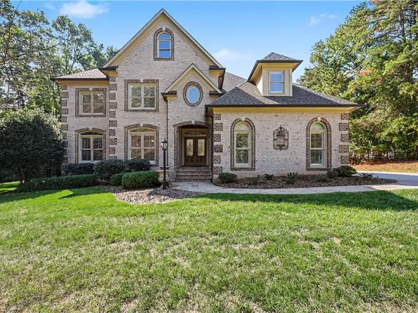 7303 Horseshoe Bend Trl, Summerfield, NC 27358