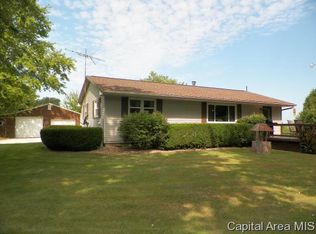 2541 State Highway 82, Altona, IL 61414