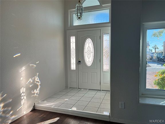 4th image of 2099 Joann Avenue