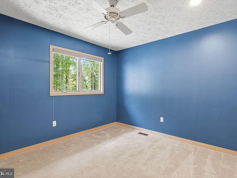 22 Poplar Point Rd — Photo 28