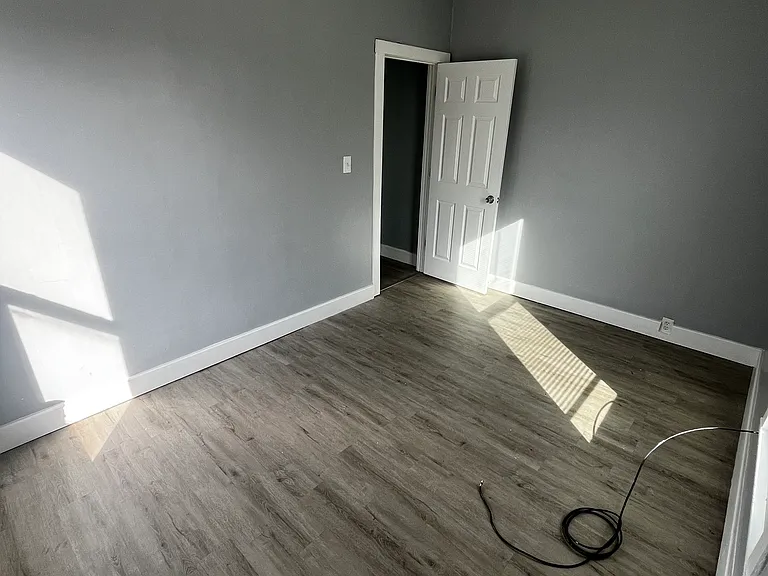 328 Ferry Ave #2 — Photo 11