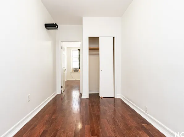 355 Stockholm Street image 12 of 20