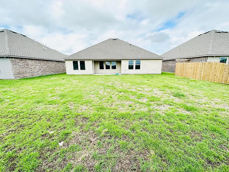 3219 Ivy Lake Dr — Photo 18