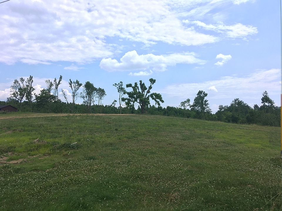 1st image of 1413 Fairview Dr