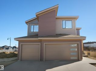 3970 Ginsburg Cres NW, Edmonton, AB T5T4V1
