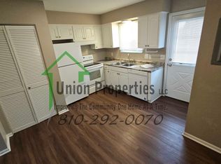 1820 Kern St, Port Huron, MI 48060