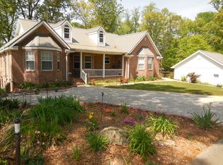 516 Echo Ln, Killen, AL 35645