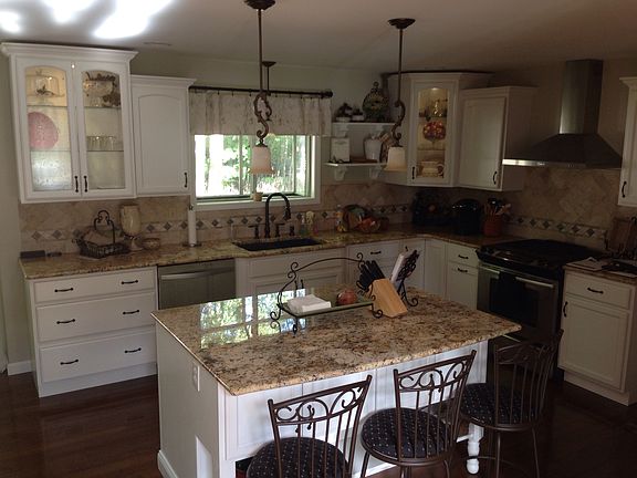 5th image of 28462 Stonegate Cir
