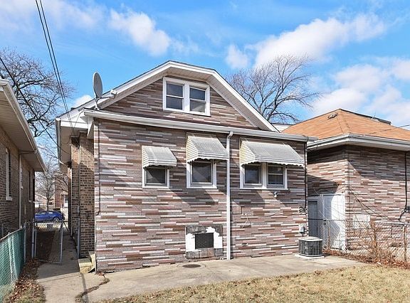 4th image of 3415 S Lombard Ave