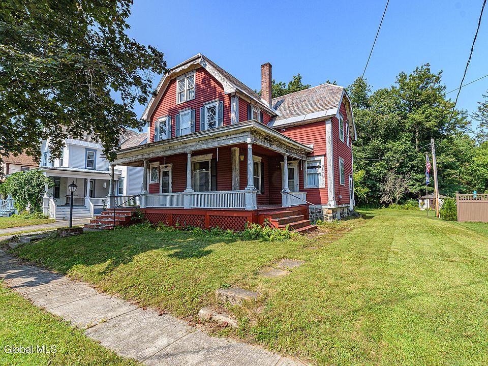 36 School St, Broadalbin, NY 12025 Zillow