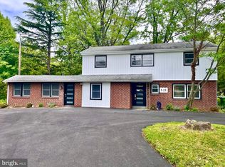 101 Ramble Rd, Cherry Hill, NJ 08034