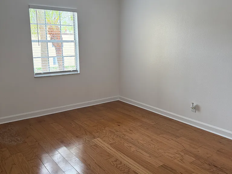 5304 W Kennedy Blvd #207 — Photo 12