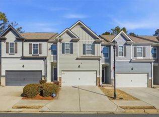 776 Woodstock Grove Dr, Woodstock, GA