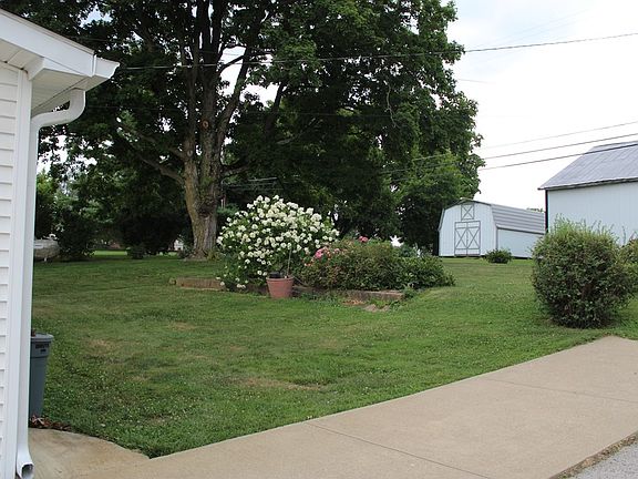 4th image of 1606 Ewing Rd