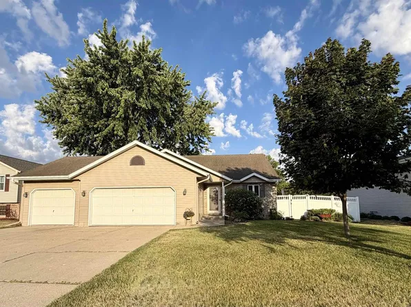 3210 Thornton Drive, Janesville, WI 53548