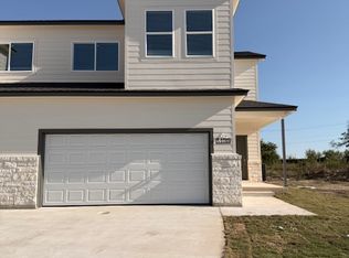 510 War Admiral Dr, Jarrell, TX 76537