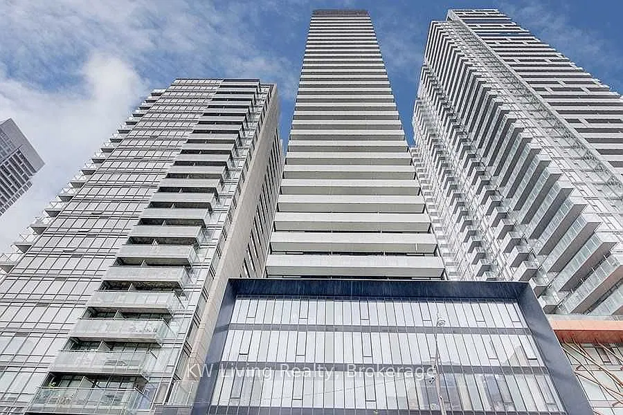 28 Wellesley St E #3310