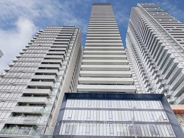 28 Wellesley St E, Toronto, ON