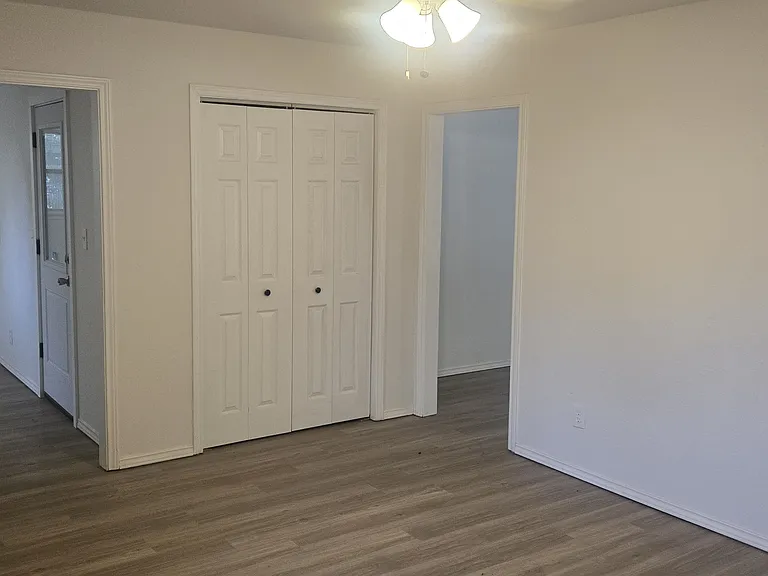 504 S Judd St — Photo 15