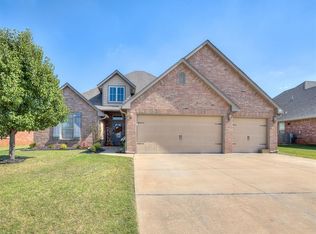 4916 Champlain Pl, Edmond, OK 73025
