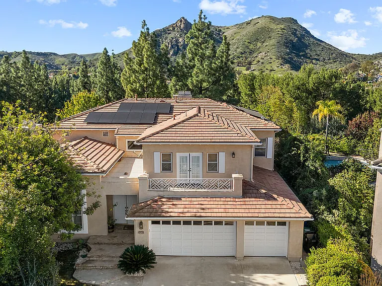 24310 Belford Ct — Photo 8