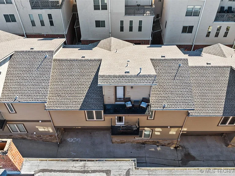 1407 S Saint Louis Ave #B — Photo 36