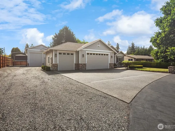 8310 214th Place SW, Edmonds, WA 98026