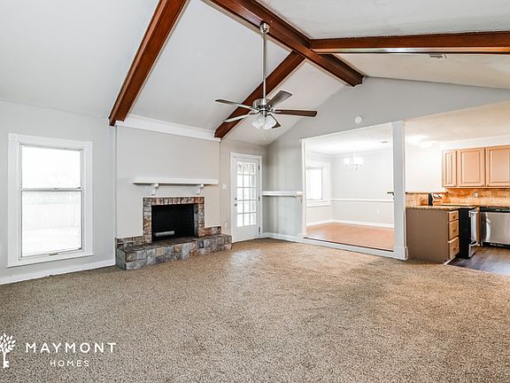 3rd image of 163 Twin Oaks Dr