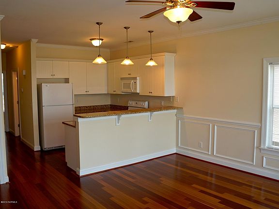 3rd image of 4009 Marina Townes Drive